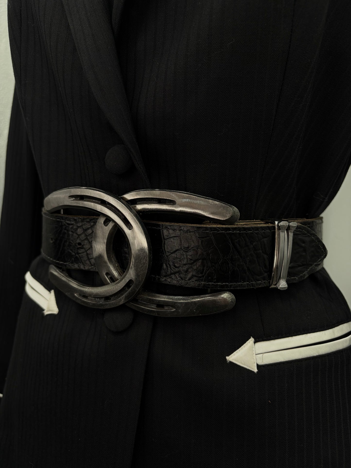 Horse Shoe Nail Belt Keeper